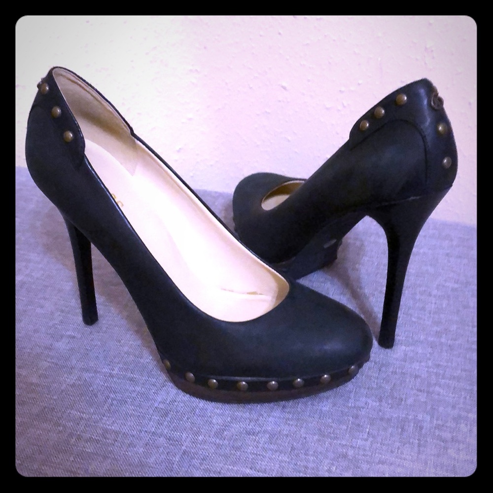 Guess Black Studded Pumps